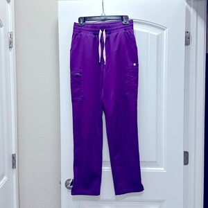 Figs yola high waisted scrub pant. Size small. Perfect condition!